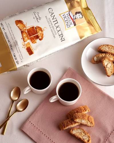 Vicenzi Cantuccini 225g Italian almond biscuits.