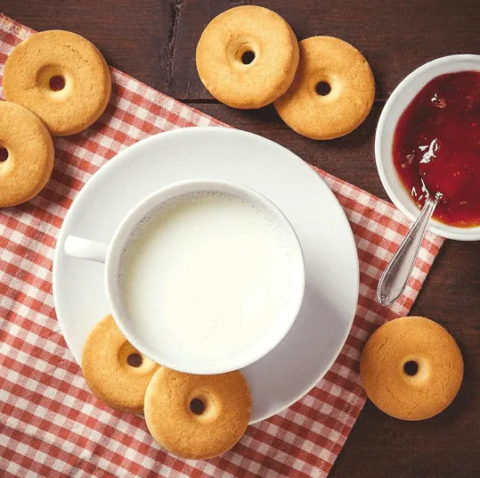 Macine Mulino Bianco 350g Italian shortbread cookies with fresh cream.